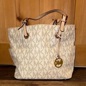 MK Jet Set Travel tote bag